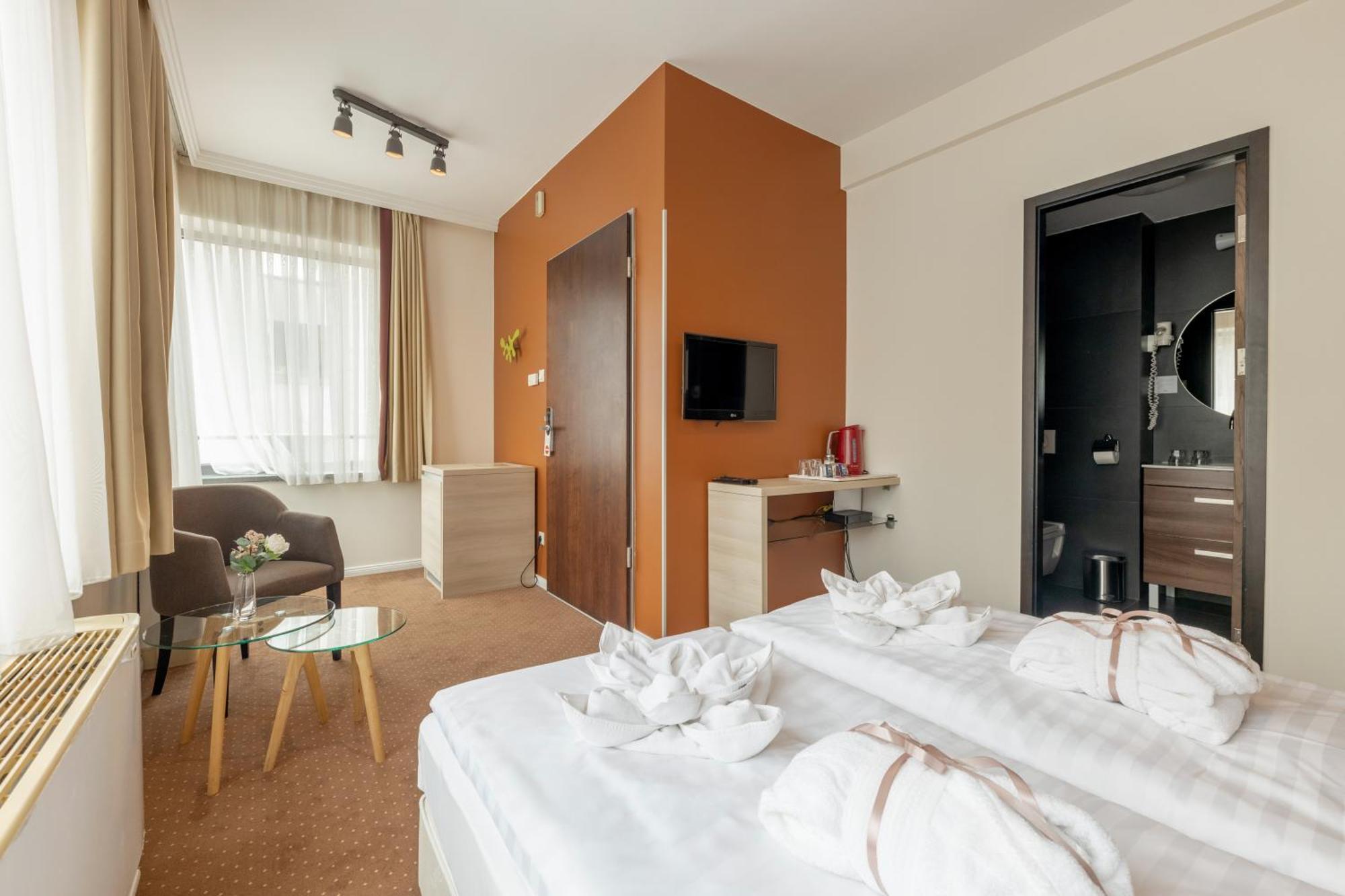 Budapest Tower Eksteriør billede